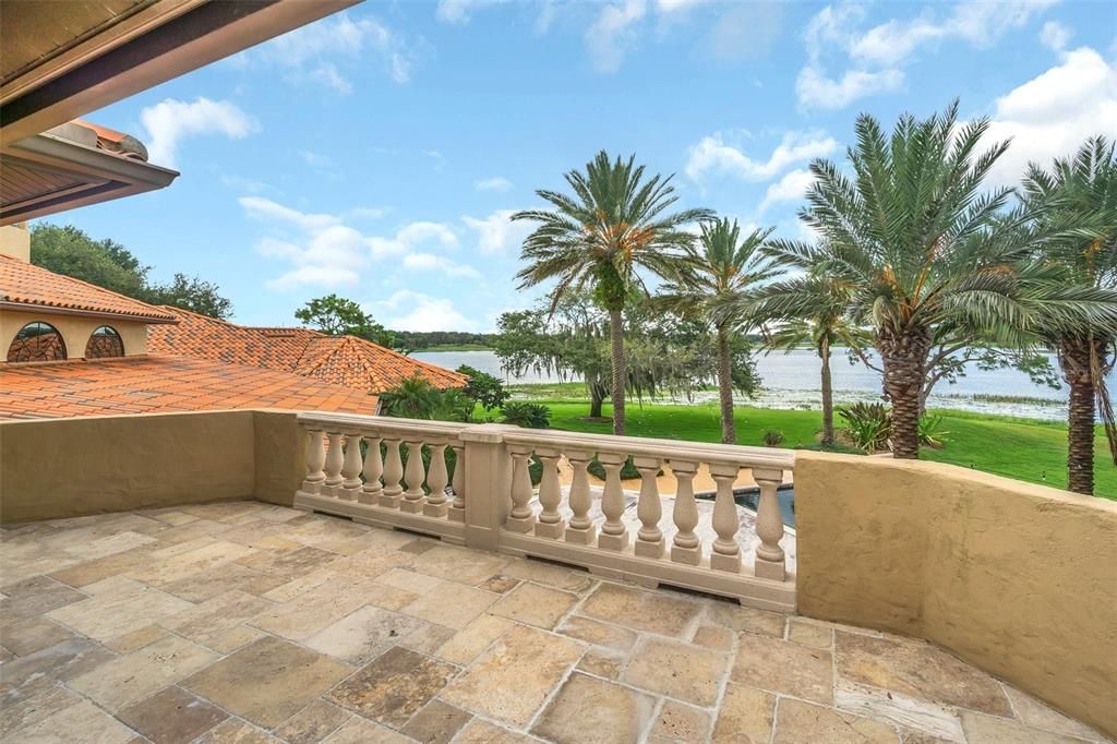 For Sale: $3,900,000 (5 beds, 5 baths, 7512 Square Feet)