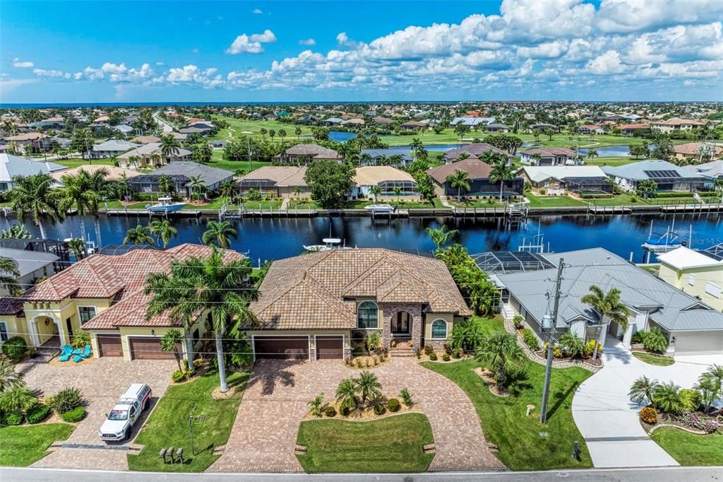 For Sale: $1,379,000 (3 beds, 2 baths, 2324 Square Feet)