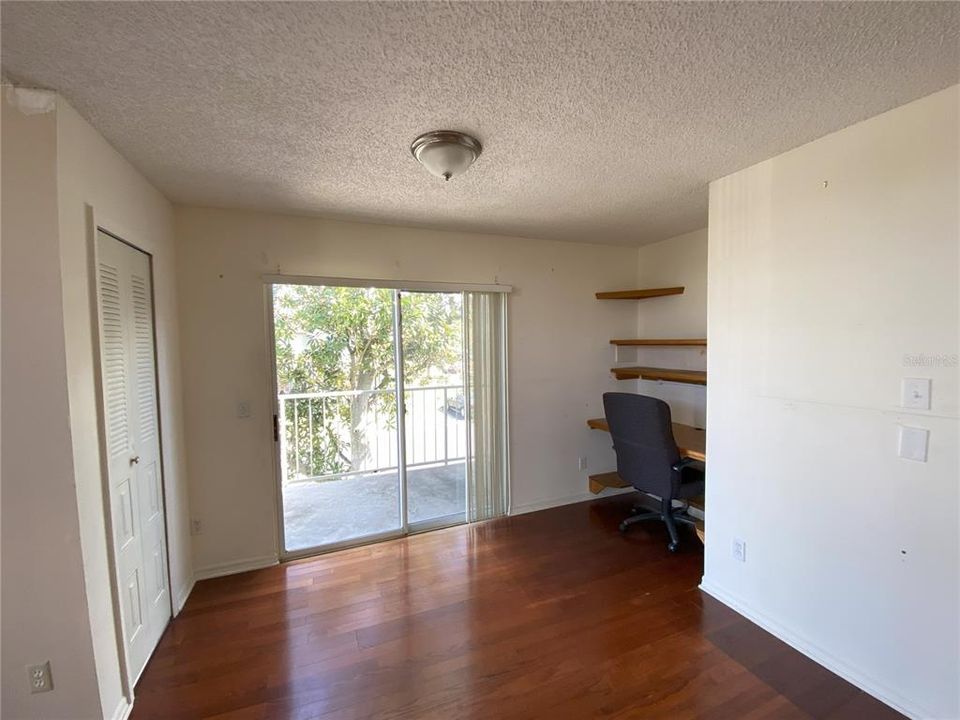 dining area with desk