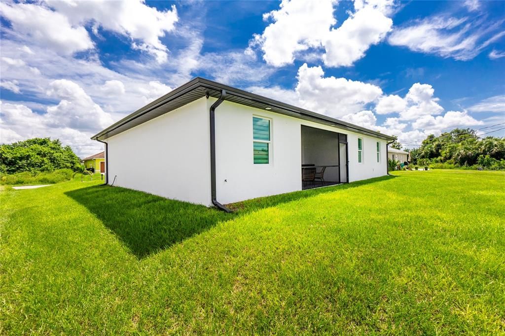 For Sale: $460,000 (3 beds, 2 baths, 1820 Square Feet)