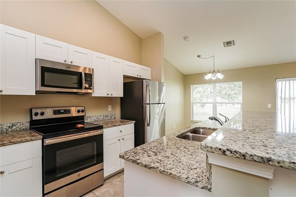 For Rent: $2,055 (3 beds, 2 baths, 1458 Square Feet)