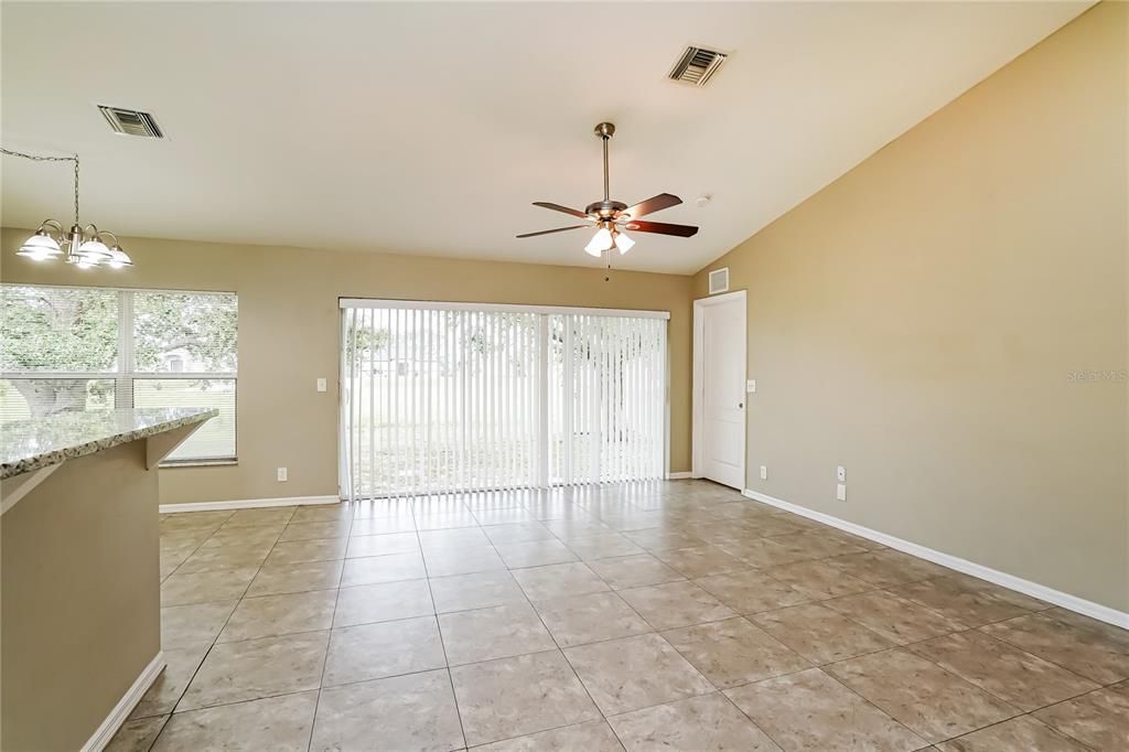 For Rent: $2,055 (3 beds, 2 baths, 1458 Square Feet)