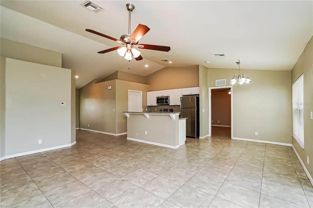 For Rent: $2,055 (3 beds, 2 baths, 1458 Square Feet)