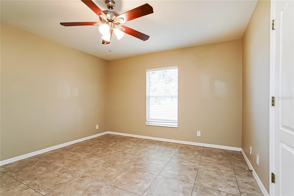 For Rent: $2,055 (3 beds, 2 baths, 1458 Square Feet)