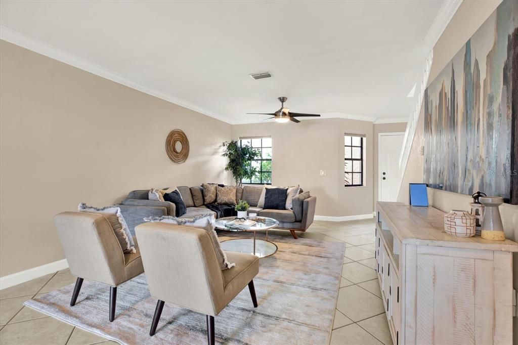 For Sale: $450,000 (4 beds, 2 baths, 2000 Square Feet)