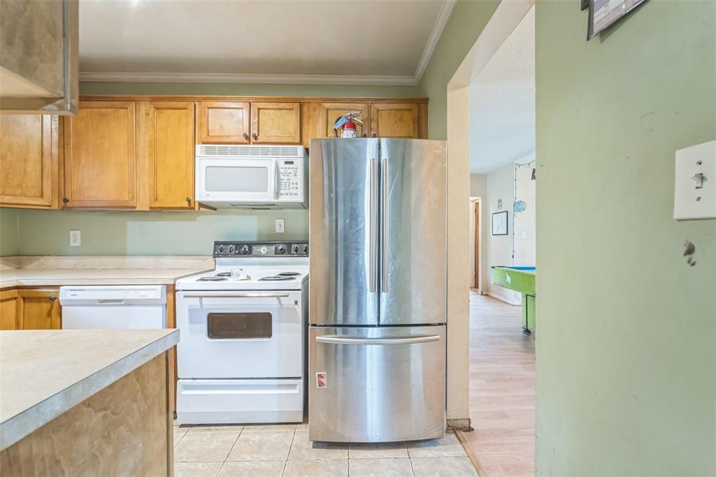 For Sale: $189,990 (3 beds, 2 baths, 1008 Square Feet)