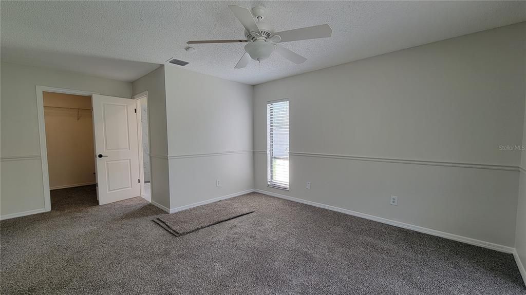 For Rent: $2,995 (4 beds, 2 baths, 2108 Square Feet)