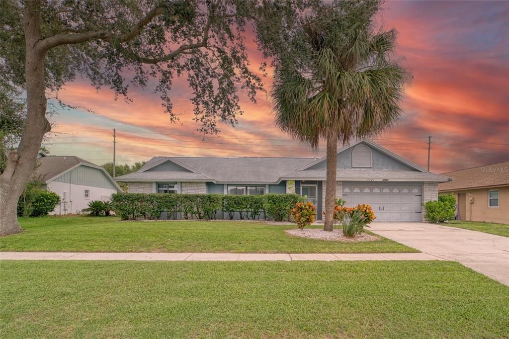 Active With Contract: $410,000 (3 beds, 2 baths, 1779 Square Feet)