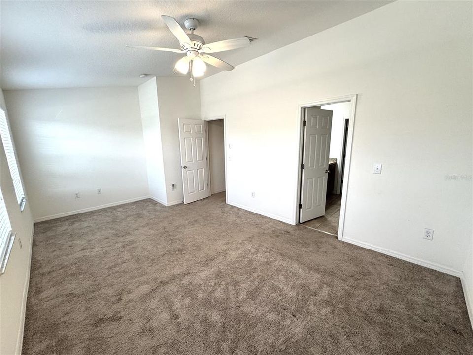 For Rent: $2,300 (3 beds, 2 baths, 1500 Square Feet)