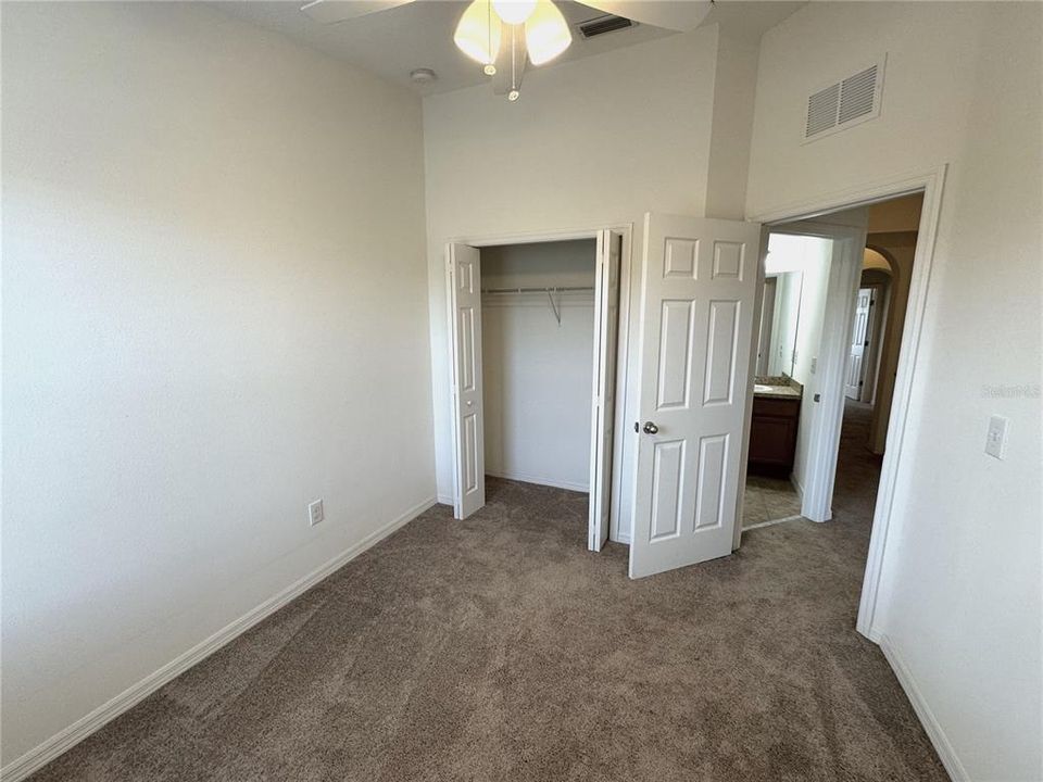 For Rent: $2,300 (3 beds, 2 baths, 1500 Square Feet)