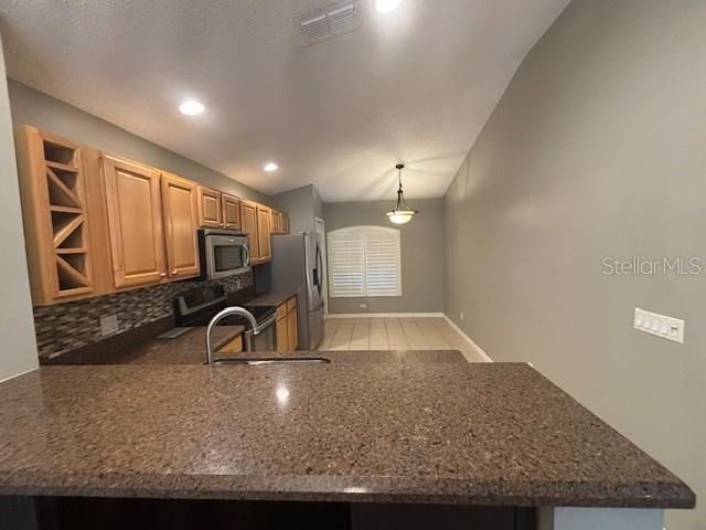 For Rent: $2,950 (3 beds, 3 baths, 2062 Square Feet)