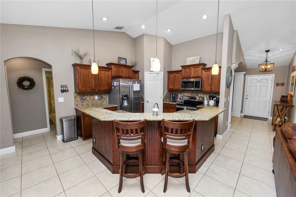 For Sale: $398,500 (3 beds, 2 baths, 1824 Square Feet)