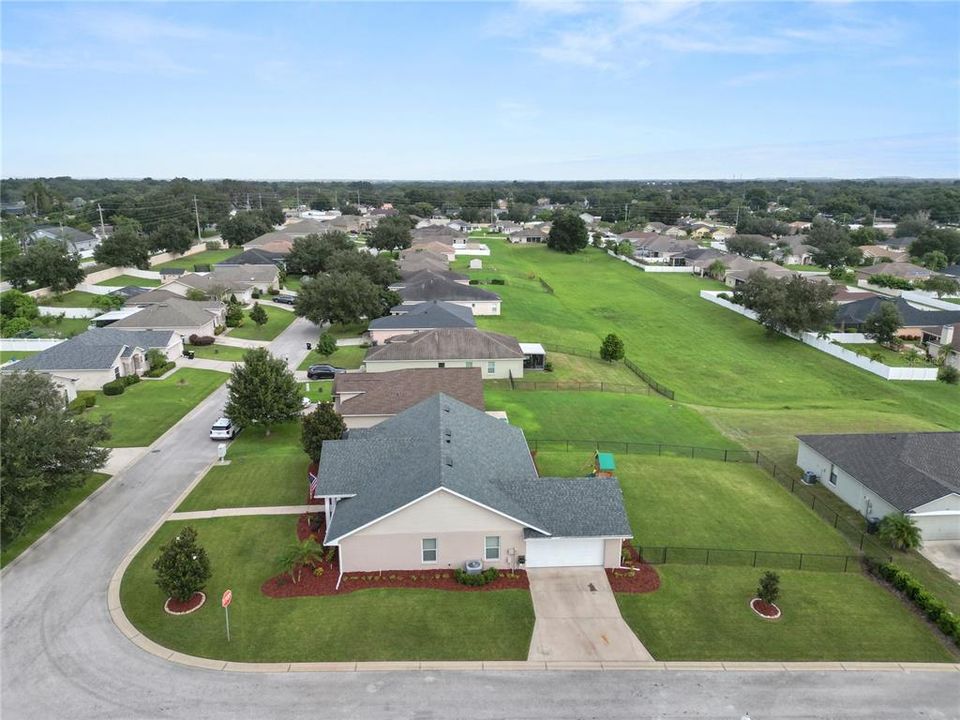 For Sale: $398,500 (3 beds, 2 baths, 1824 Square Feet)