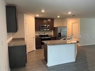 For Sale: $314,900 (3 beds, 2 baths, 1463 Square Feet)