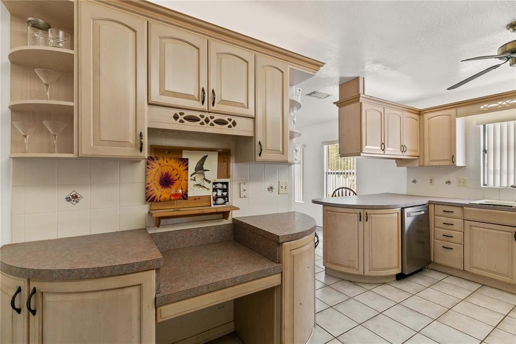 For Sale: $469,000 (4 beds, 2 baths, 2240 Square Feet)