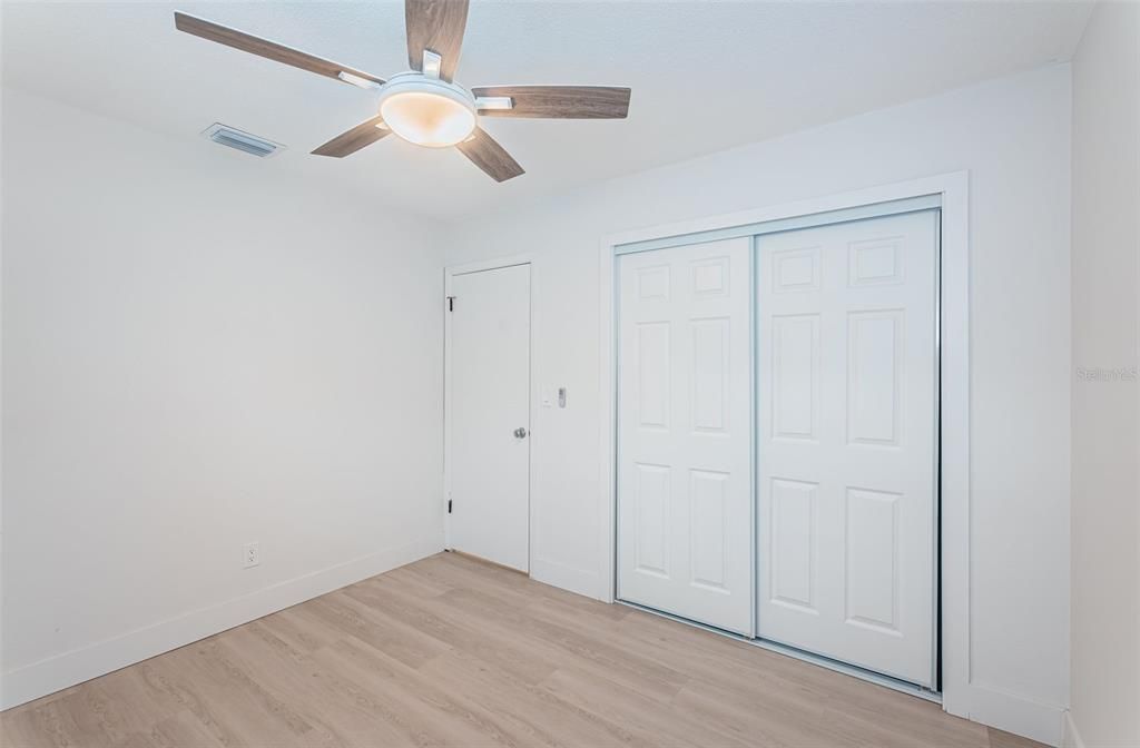 For Sale: $399,000 (2 beds, 1 baths, 846 Square Feet)