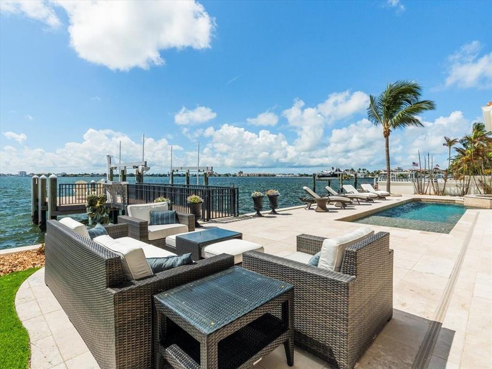 For Sale: $5,750,000 (4 beds, 4 baths, 5138 Square Feet)