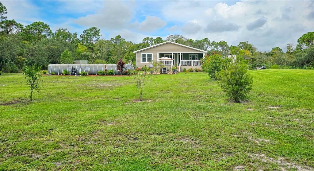 For Sale: $725,000 (3 beds, 2 baths, 2200 Square Feet)