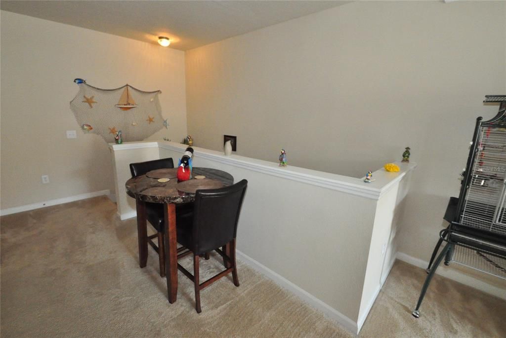 For Rent: $1,600 (1 beds, 1 baths, 967 Square Feet)