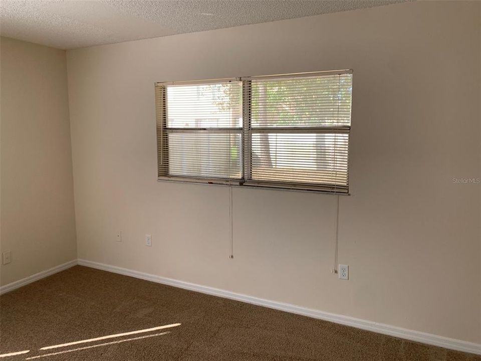 For Rent: $1,775 (3 beds, 2 baths, 1272 Square Feet)