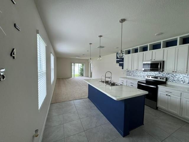 For Rent: $2,250 (3 beds, 2 baths, 1680 Square Feet)