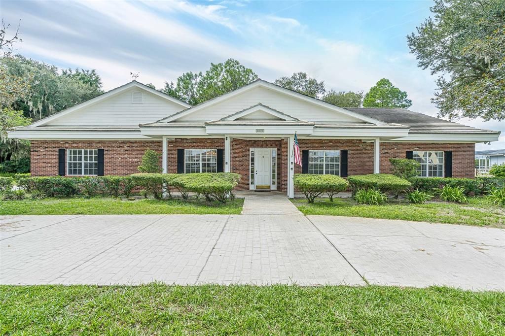 For Sale: $795,000 (3 beds, 3 baths, 3692 Square Feet)