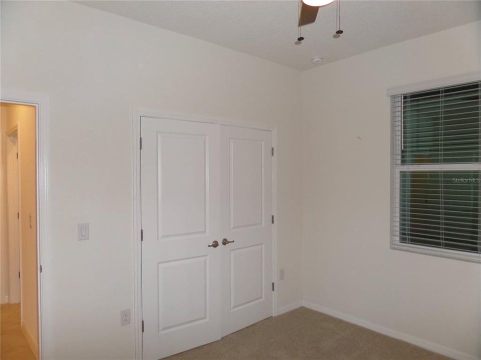 For Rent: $2,147 (3 beds, 2 baths, 1884 Square Feet)