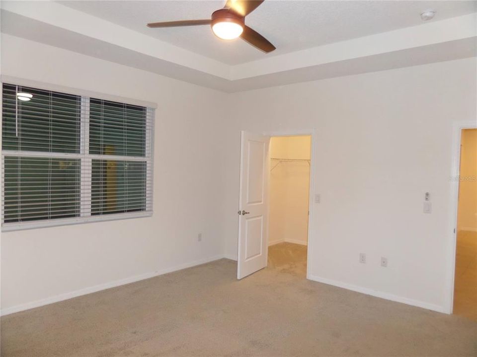 For Rent: $2,147 (3 beds, 2 baths, 1884 Square Feet)