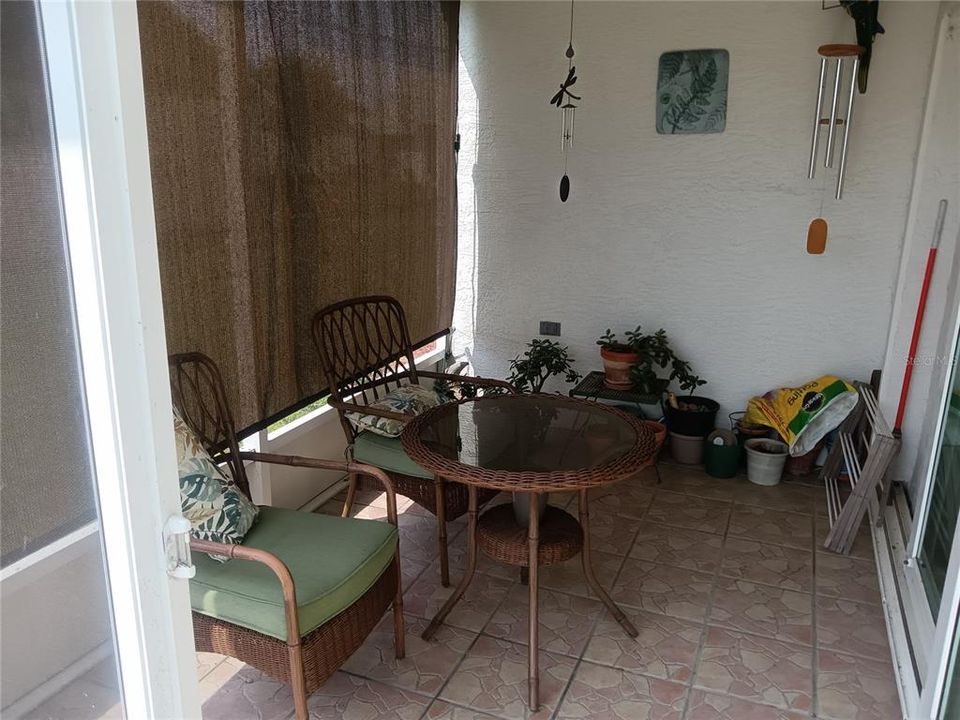 En Venta: $285,000 (2 camas, 2 baños, 1387 Pies cuadrados)