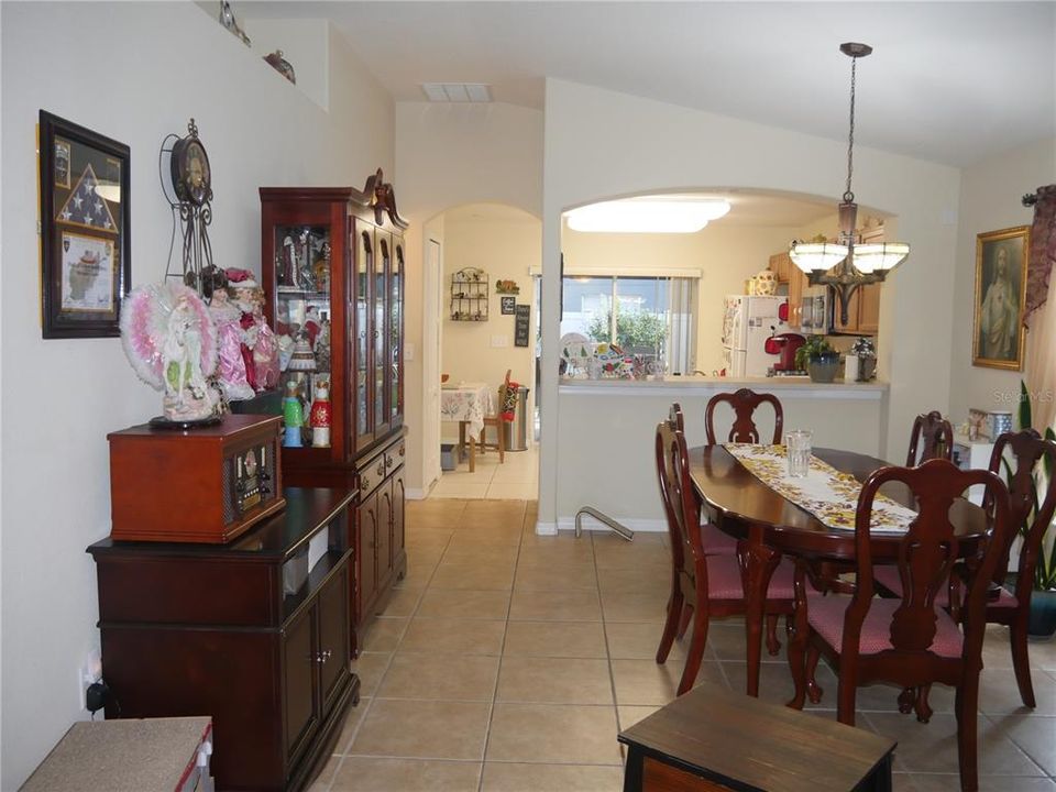 For Sale: $369,900 (3 beds, 2 baths, 1340 Square Feet)