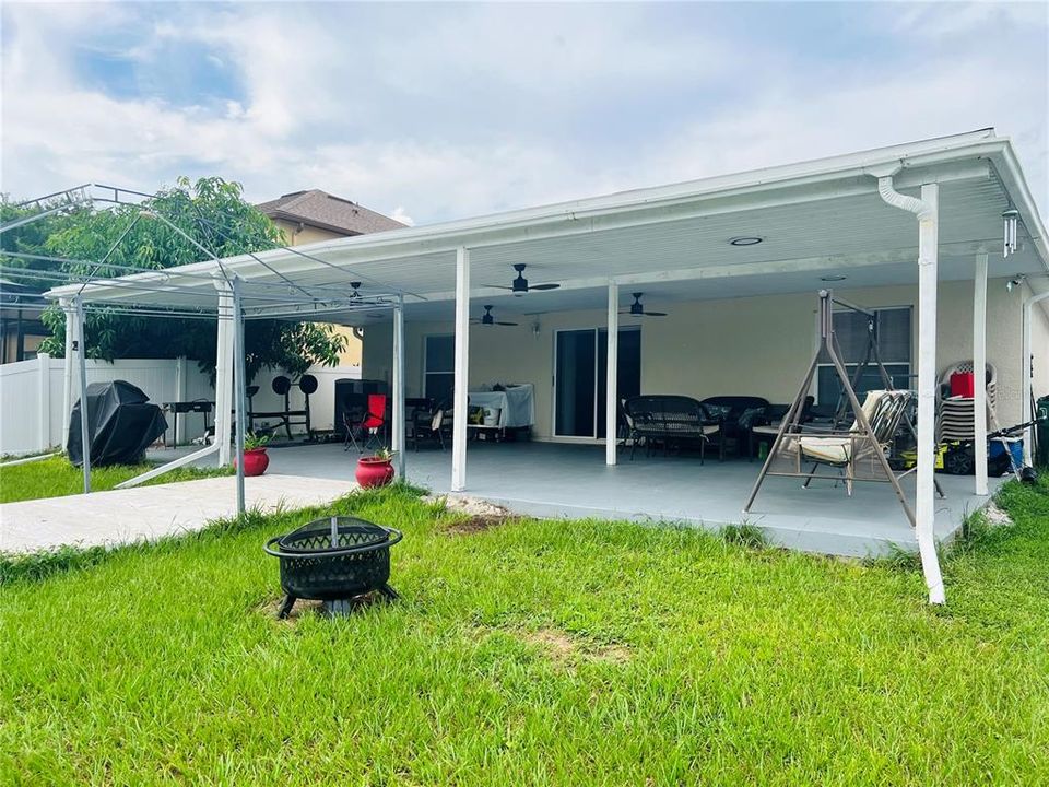 Spacious Porch