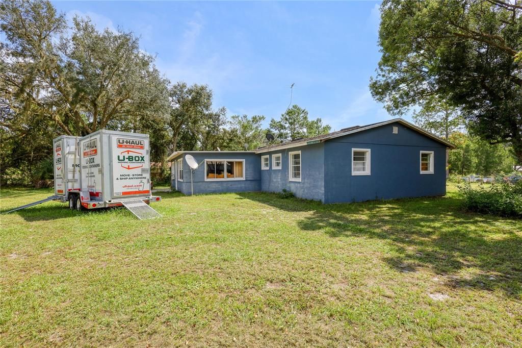 For Sale: $350,000 (3 beds, 2 baths, 1500 Square Feet)