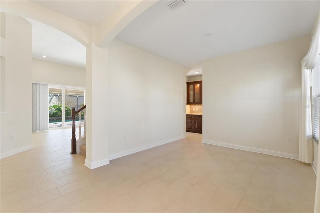 For Sale: $579,500 (4 beds, 2 baths, 2728 Square Feet)