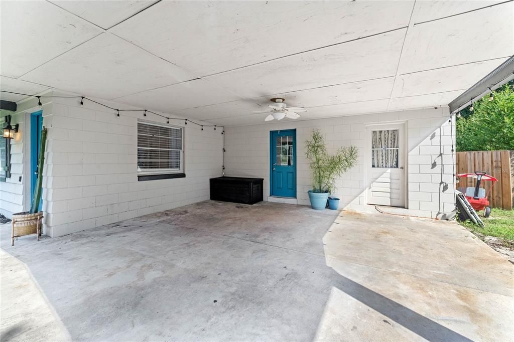 For Sale: $410,000 (4 beds, 2 baths, 1556 Square Feet)