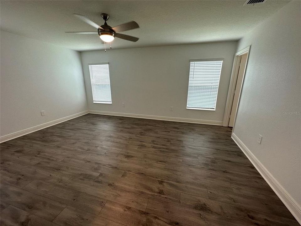 For Rent: $2,425 (3 beds, 2 baths, 2022 Square Feet)