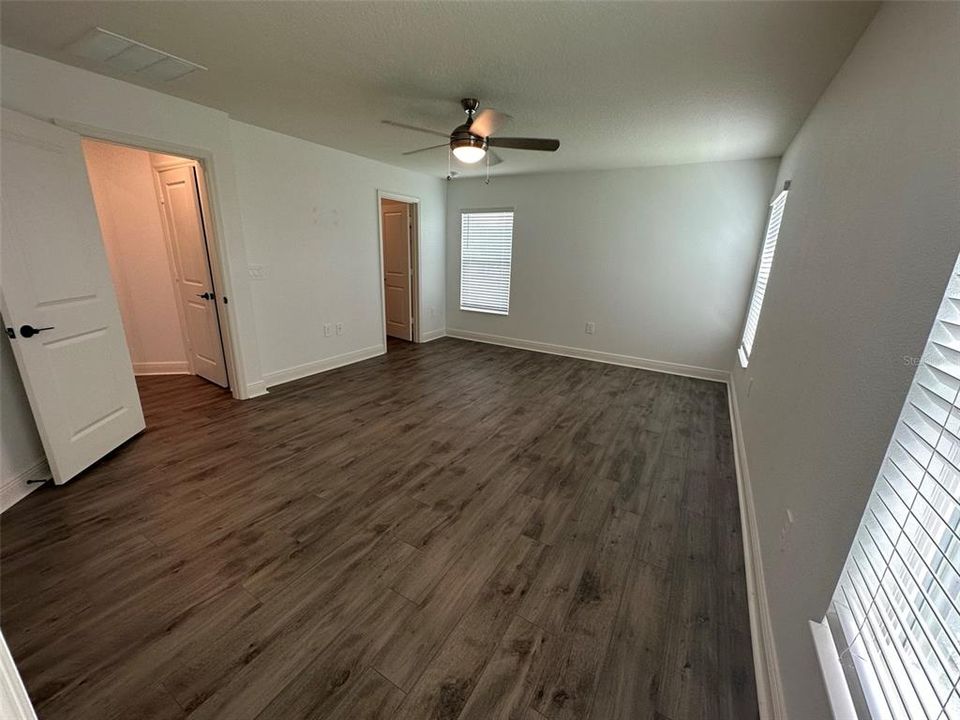 For Rent: $2,425 (3 beds, 2 baths, 2022 Square Feet)