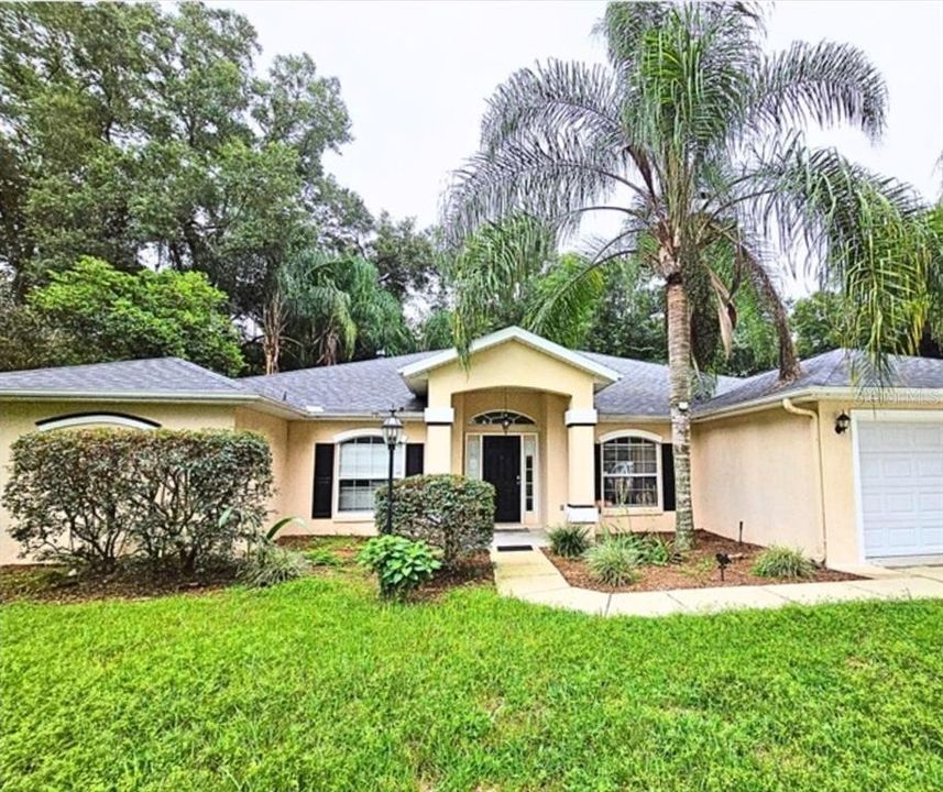 For Sale: $425,000 (4 beds, 2 baths, 2463 Square Feet)