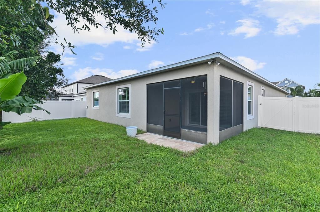 For Sale: $399,900 (3 beds, 2 baths, 2018 Square Feet)