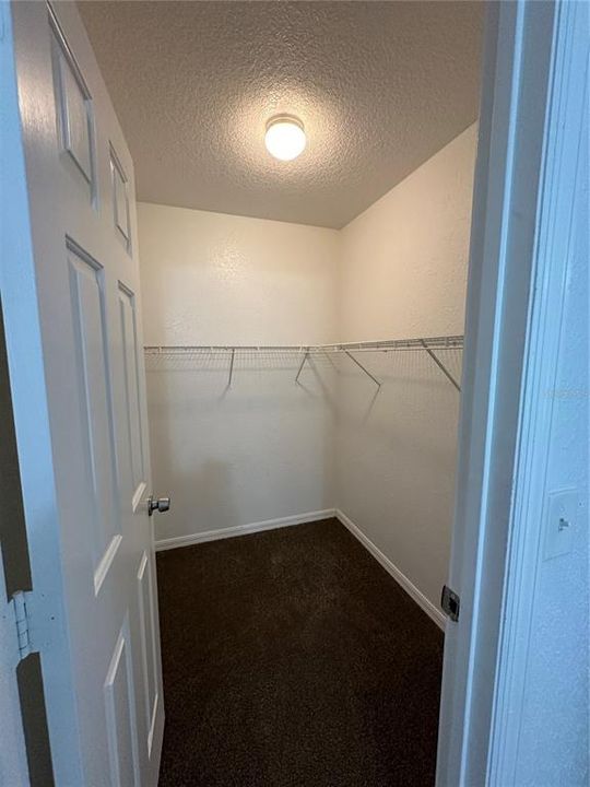 For Rent: $1,700 (3 beds, 2 baths, 1188 Square Feet)