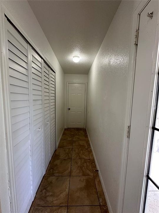 For Rent: $1,700 (3 beds, 2 baths, 1188 Square Feet)