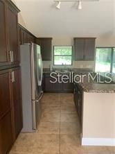 For Rent: $1,800 (3 beds, 2 baths, 1228 Square Feet)