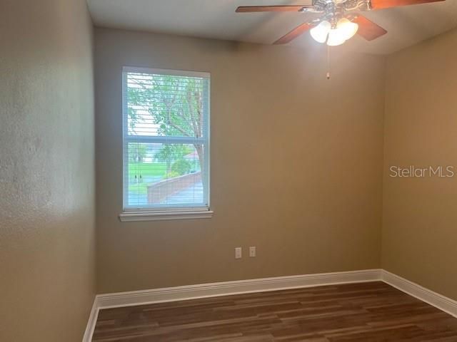 For Rent: $2,100 (3 beds, 2 baths, 1159 Square Feet)