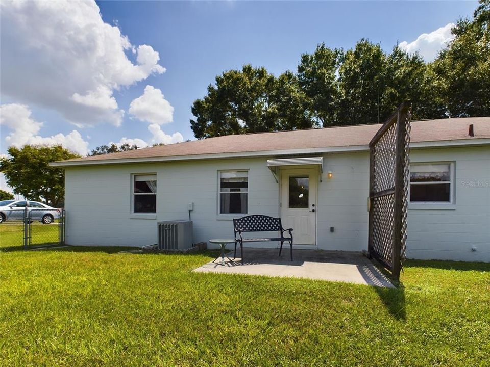 For Sale: $269,900 (3 beds, 2 baths, 1145 Square Feet)