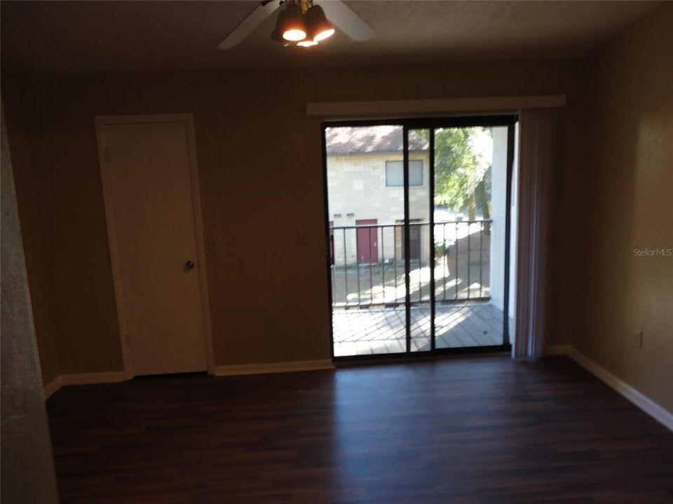 For Rent: $1,295 (2 beds, 1 baths, 1046 Square Feet)