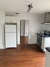 For Rent: $1,150 (1 beds, 1 baths, 607 Square Feet)