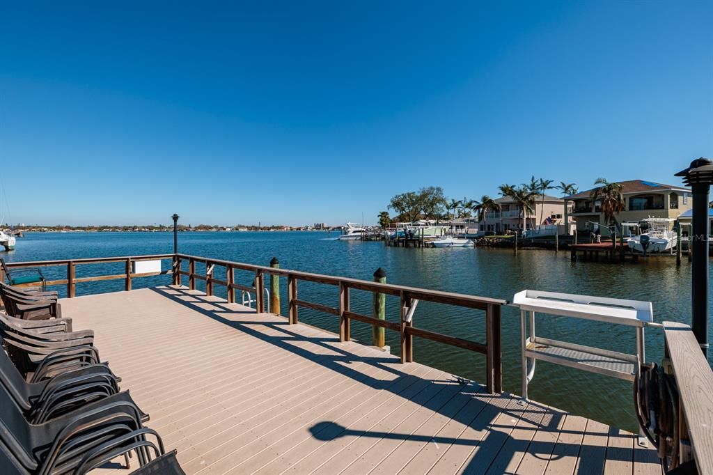 Pier w/Fish cutting table & gate for boat pick up & drop off.