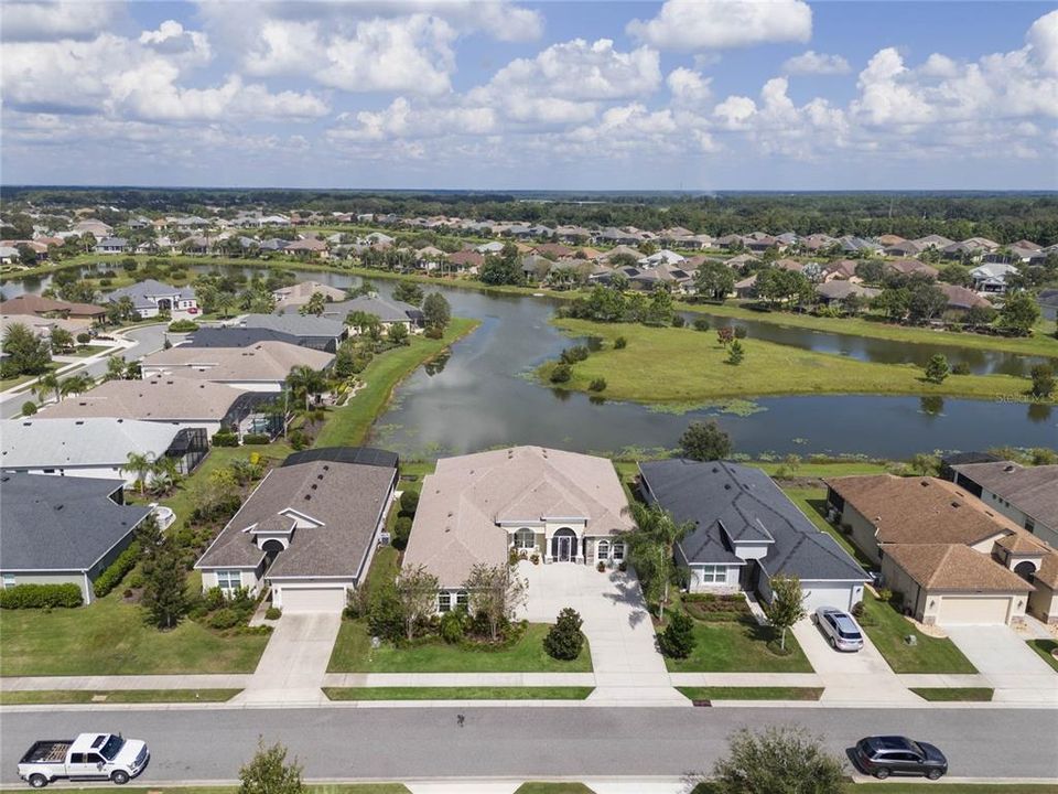 For Sale: $879,900 (3 beds, 2 baths, 3013 Square Feet)