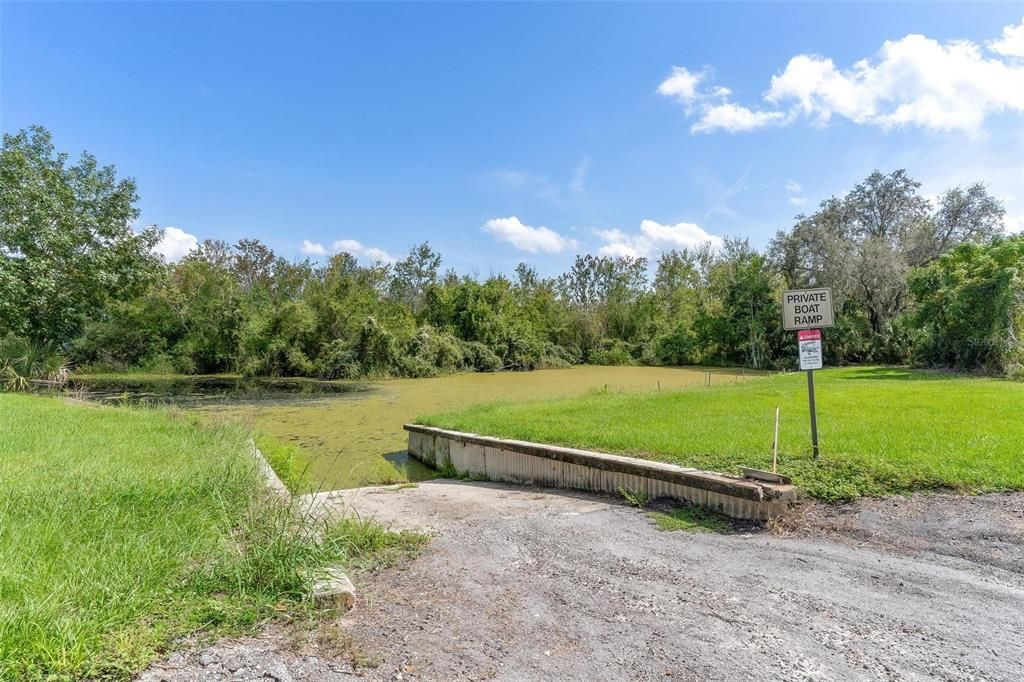 "Chain of Lakes" Ramp access to Lake Griffin