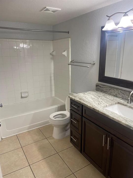 For Rent: $1,700 (2 beds, 2 baths, 1026 Square Feet)