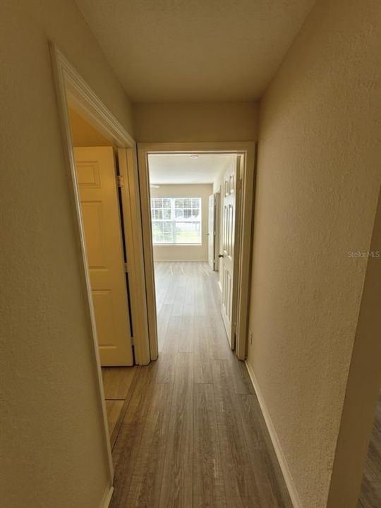 For Rent: $1,250 (1 beds, 1 baths, 779 Square Feet)